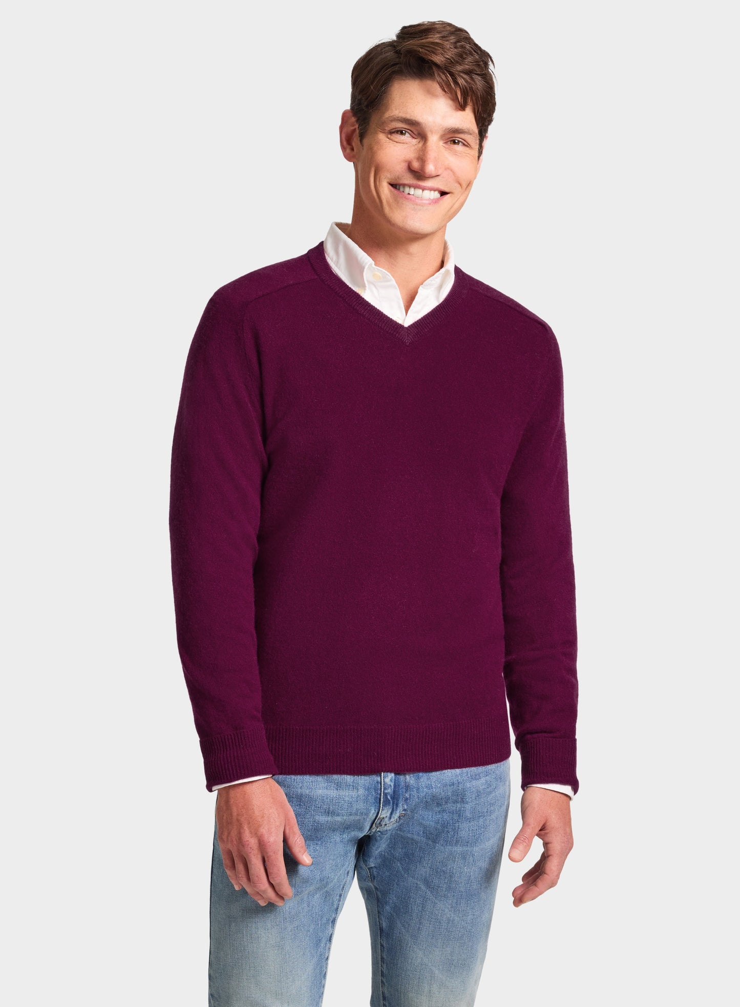 Cashmere V Neck in Raspberry