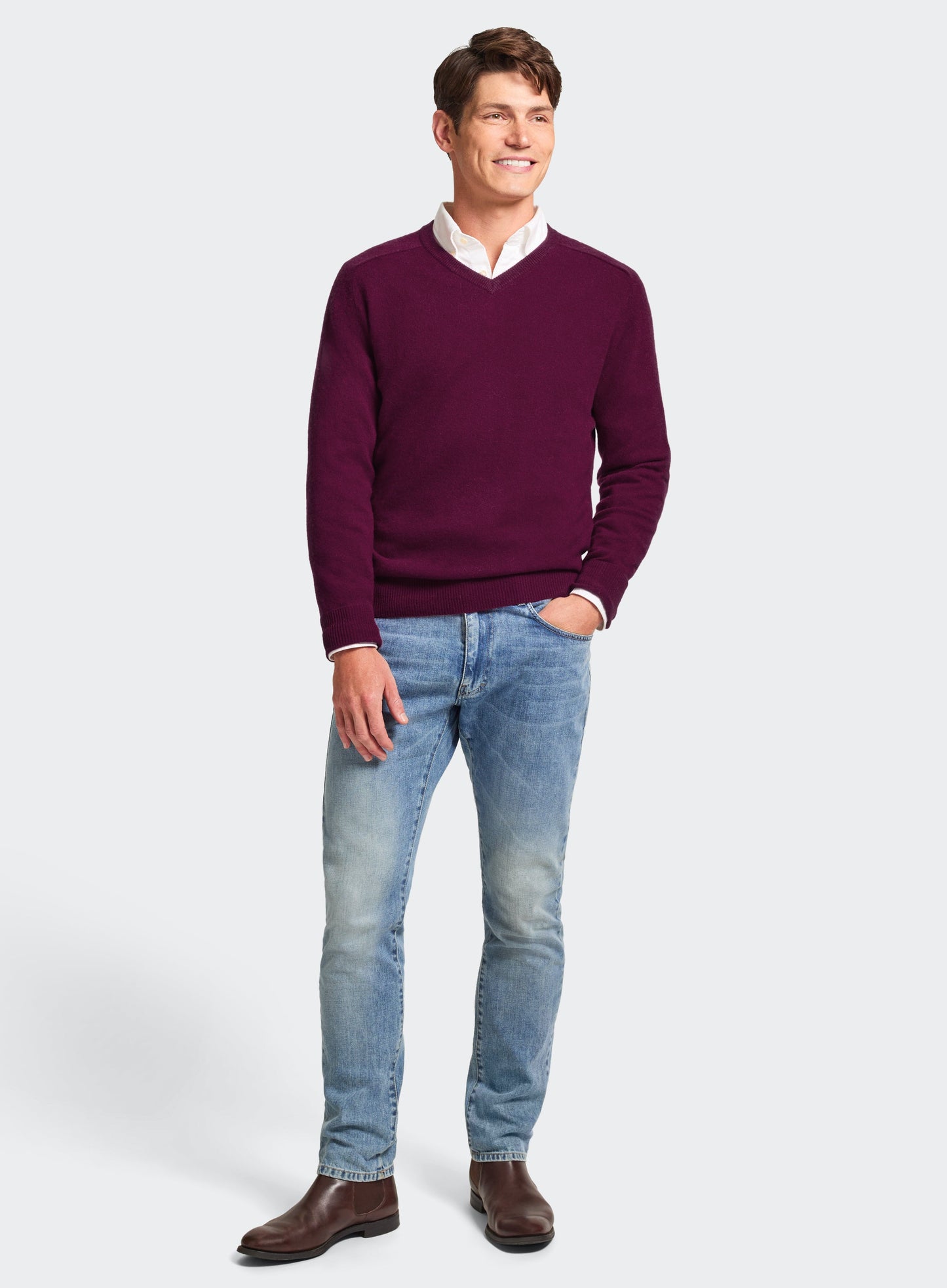 Cashmere V Neck in Raspberry