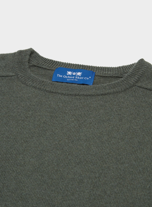 Men’s cashmere crew neck jumper in Highland Green.