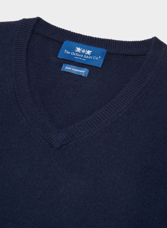 Men’s cashmere sleeveless vest in Navy.