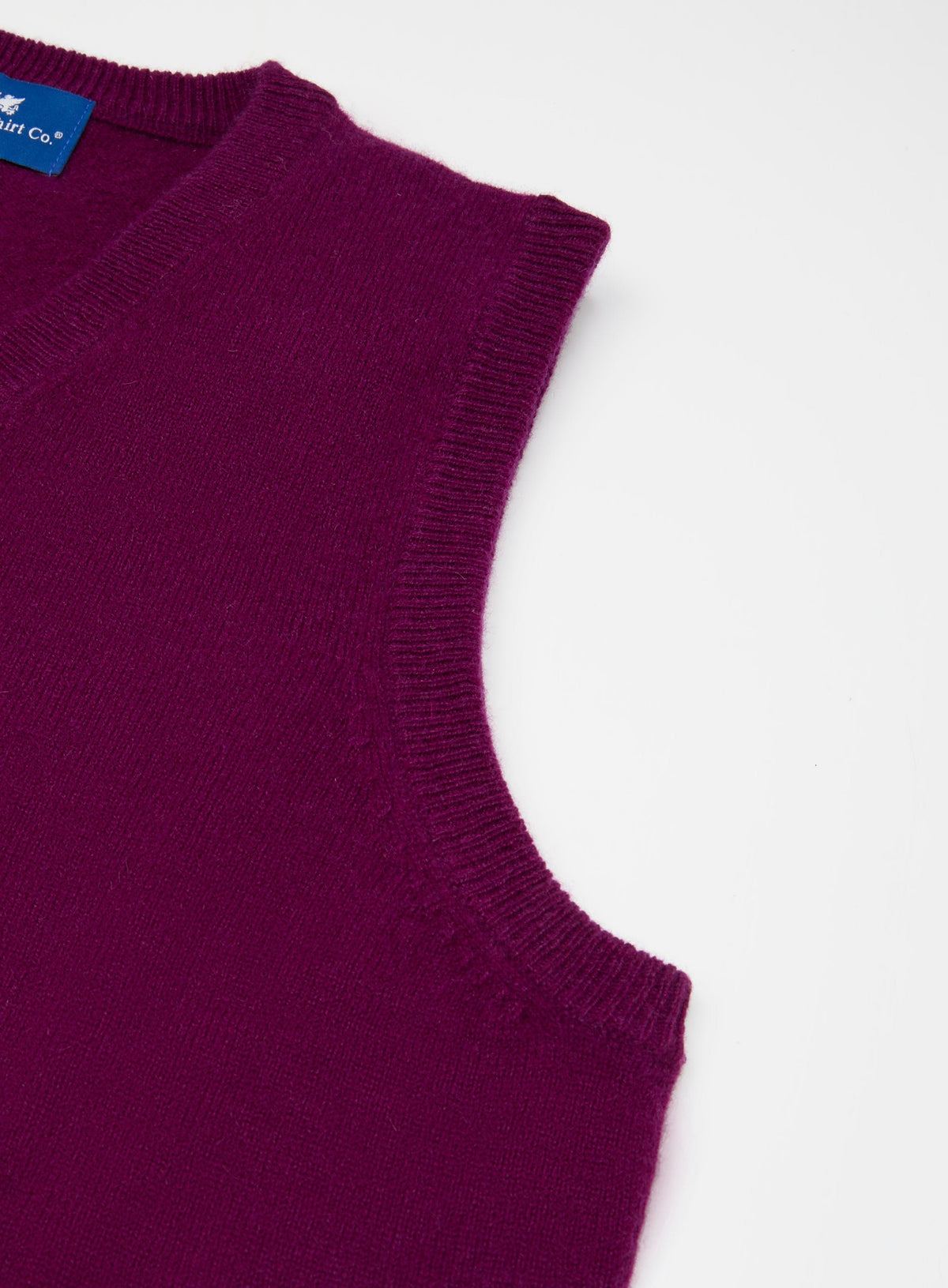 Men’s cashmere sleeveless vest in Raspberry.