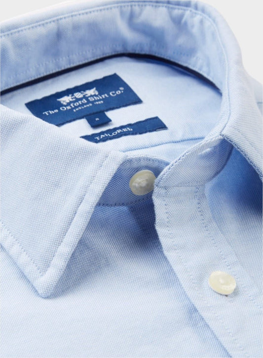 Men’s classic Oxford shirt in Blue.