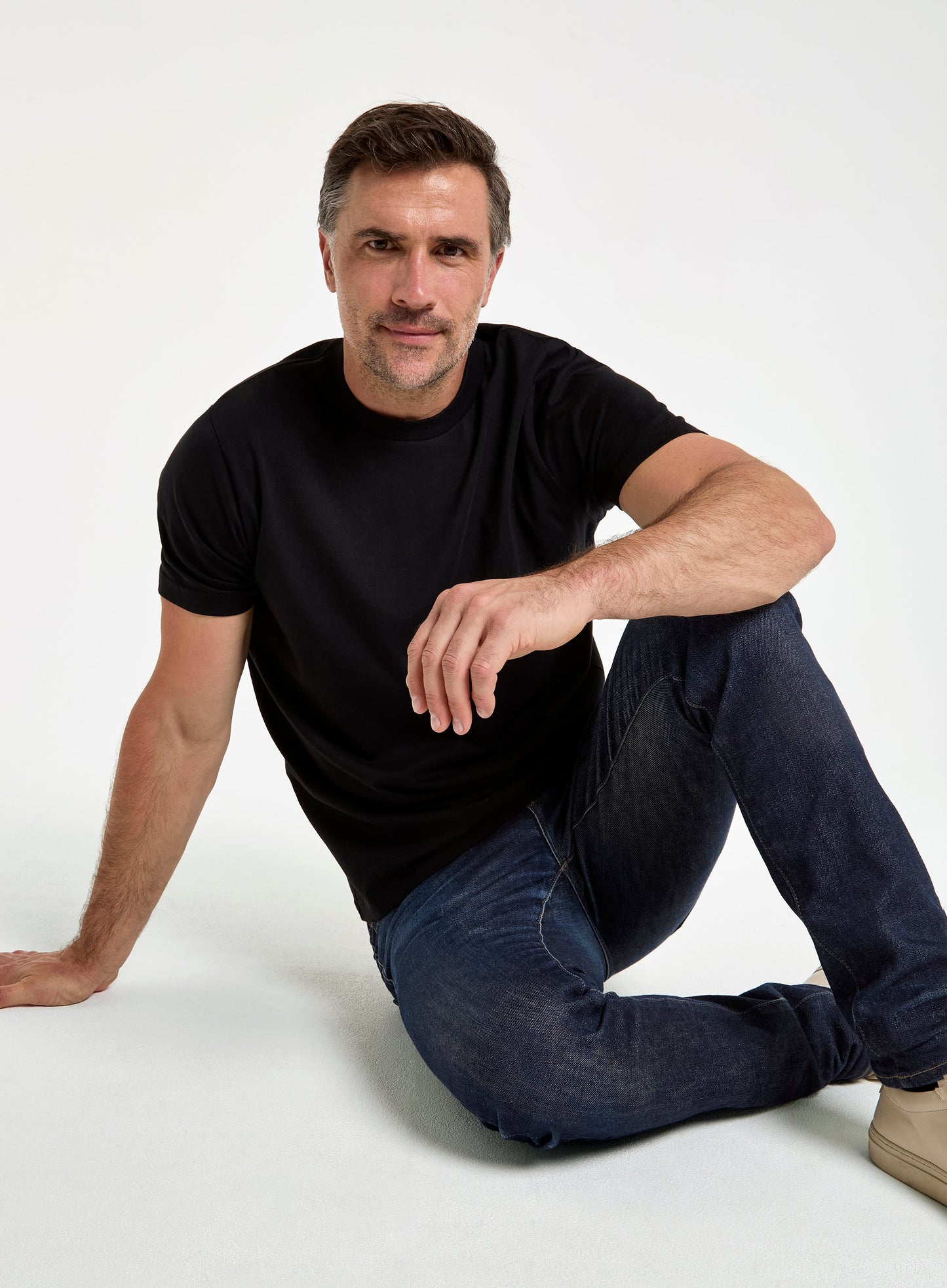 Mens Classic T-Shirt in Black