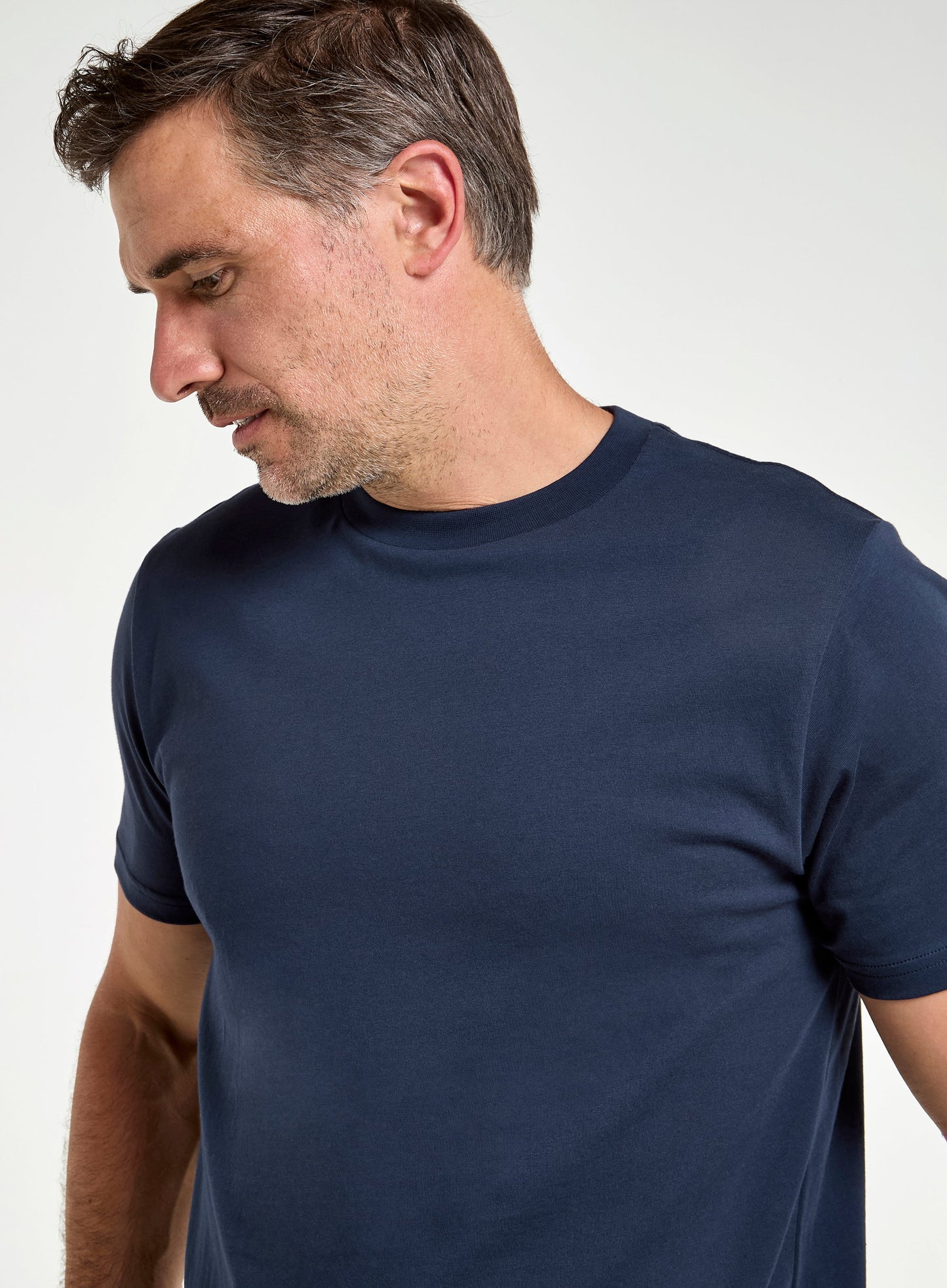 Mens Classic T-Shirt in Navy
