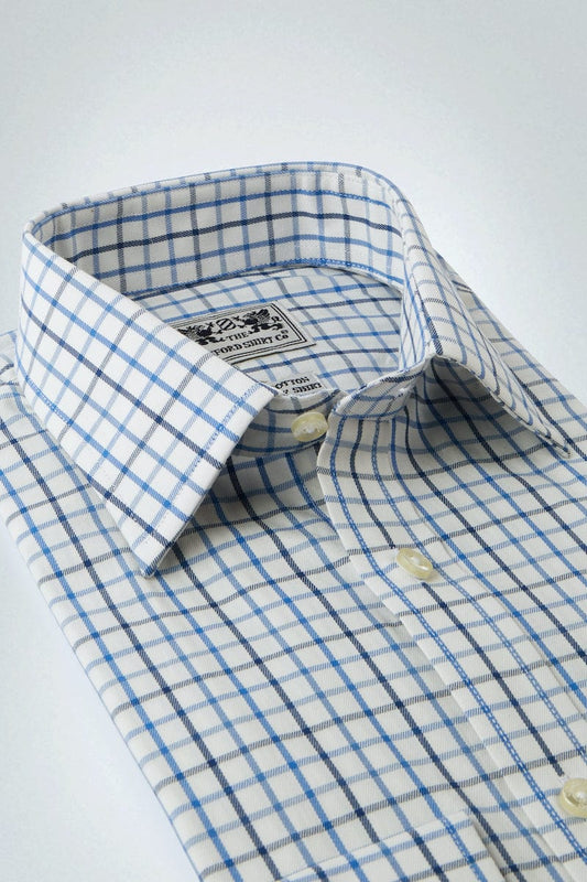 Men’s classic tattersall shirt in Blue Check.