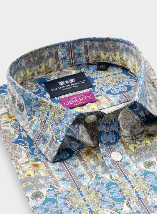 Men’s shirt in Flowers Fete Liberty fabric.