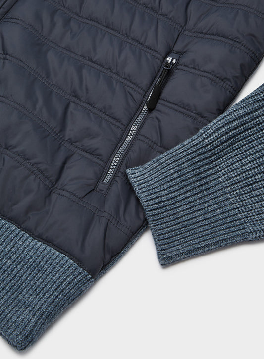Men’s quilted hybrid hoodie.