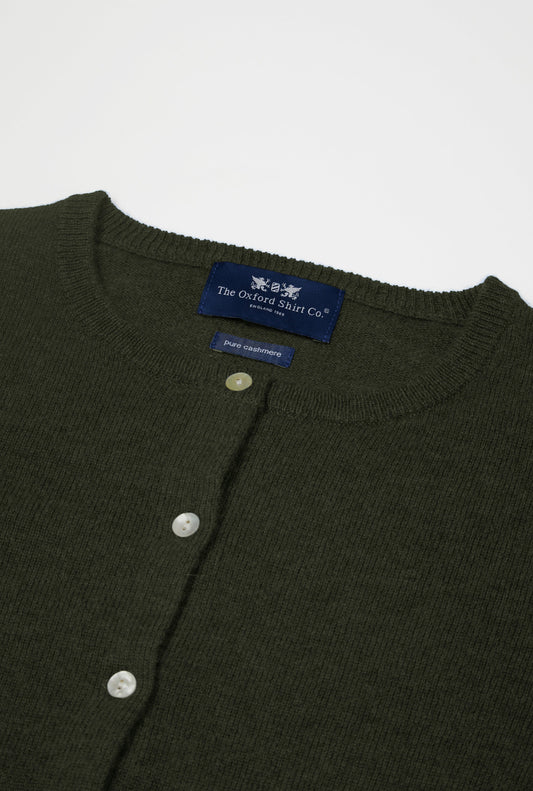 Women’s cashmere cardigan in Highland Green.