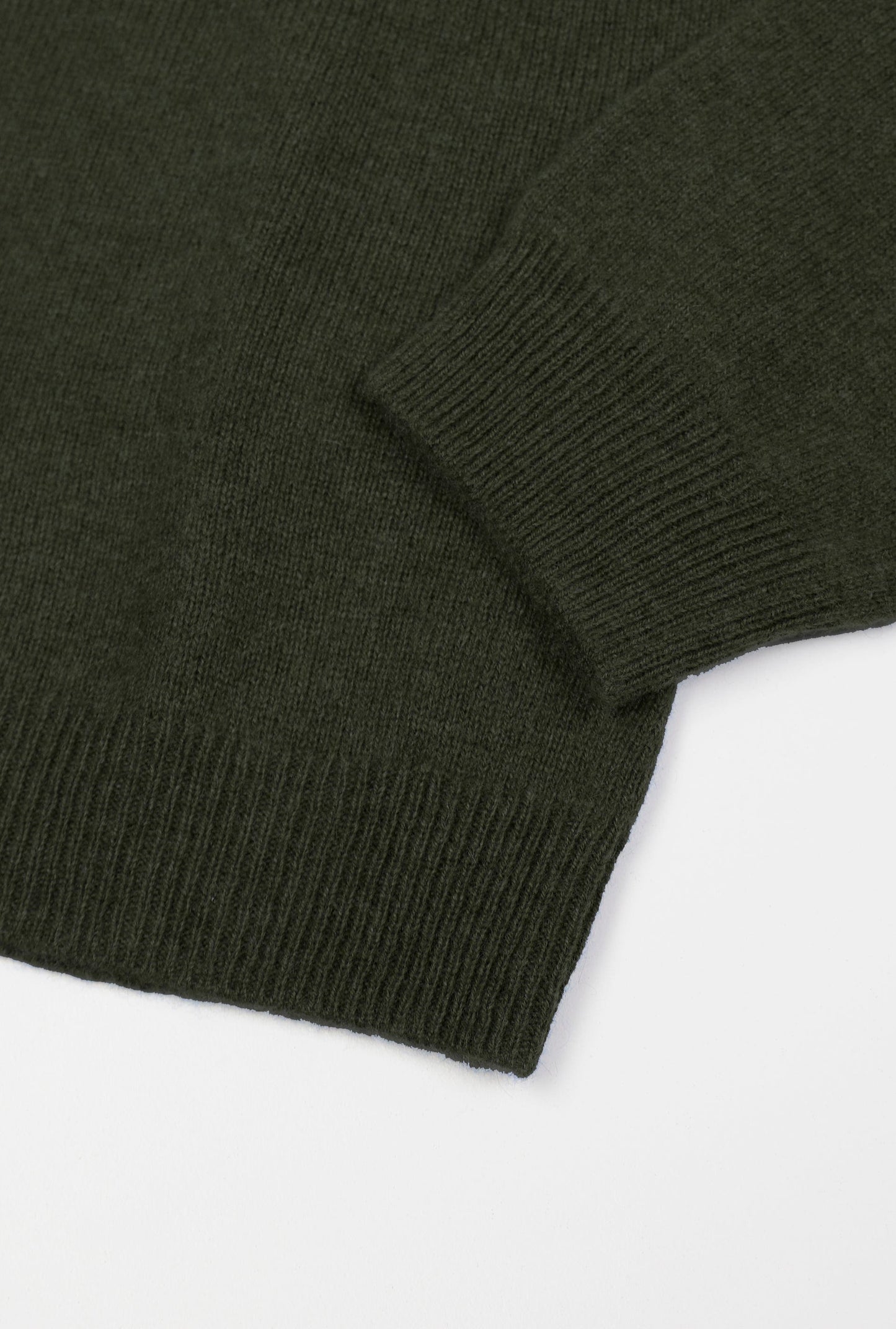 Cashmere V Neck in Highland Green