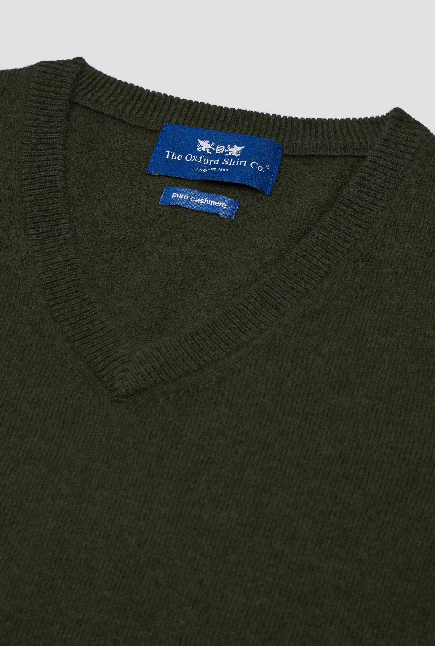 Cashmere V Neck in Highland Green
