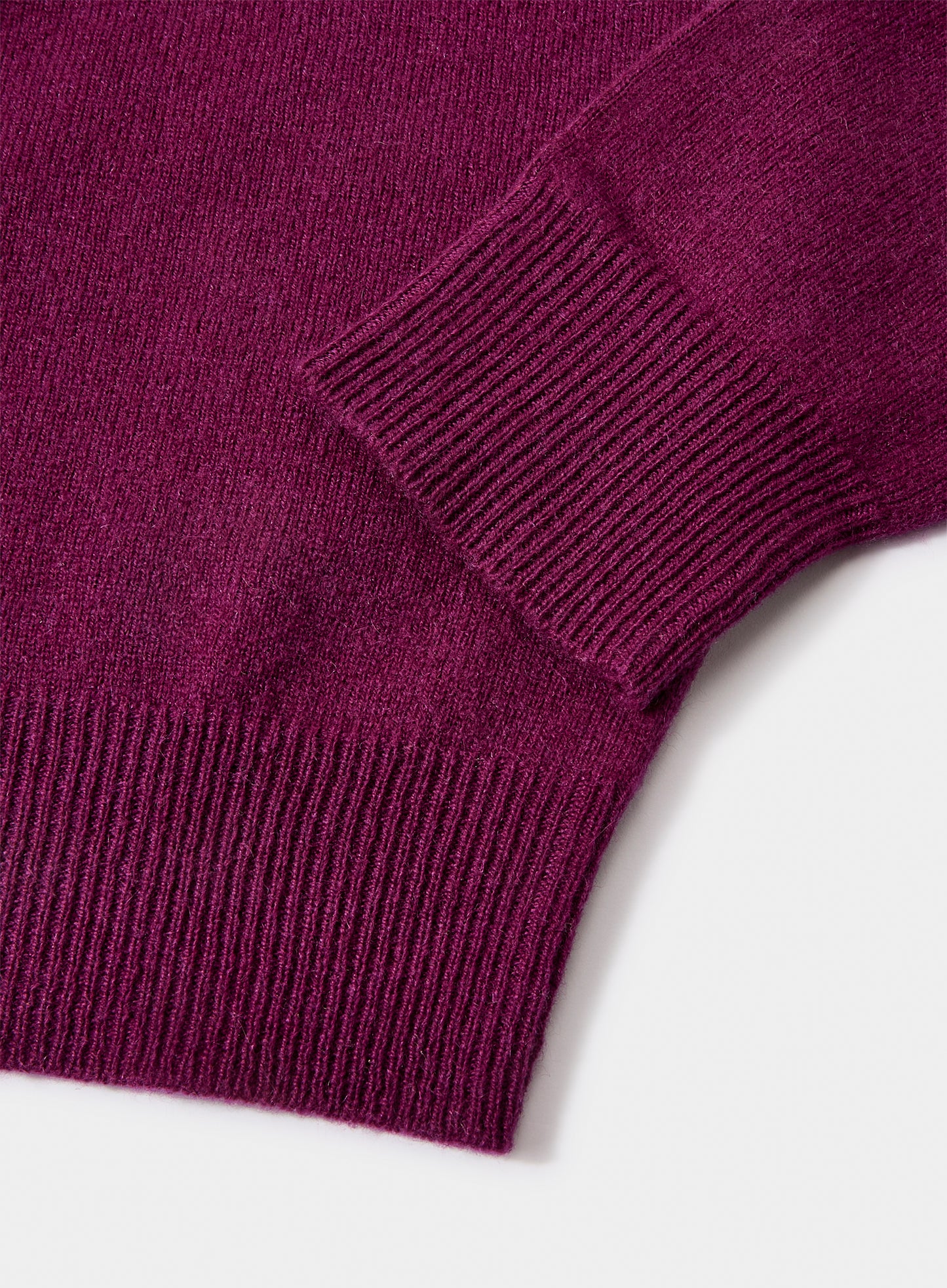 Cashmere Crew Neck - Aubergine