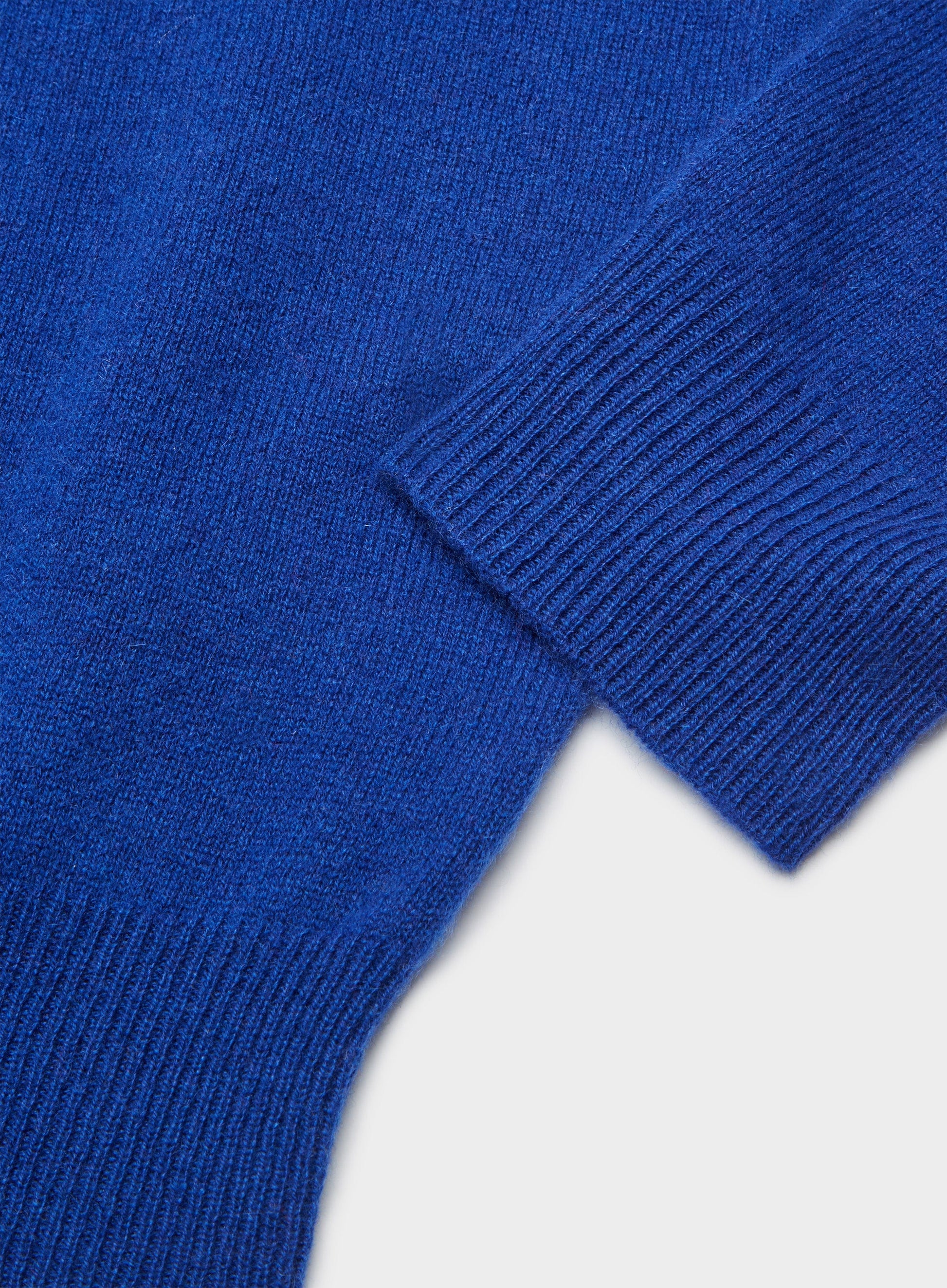 "Cashmere Crew Neck in Ultra Blue"