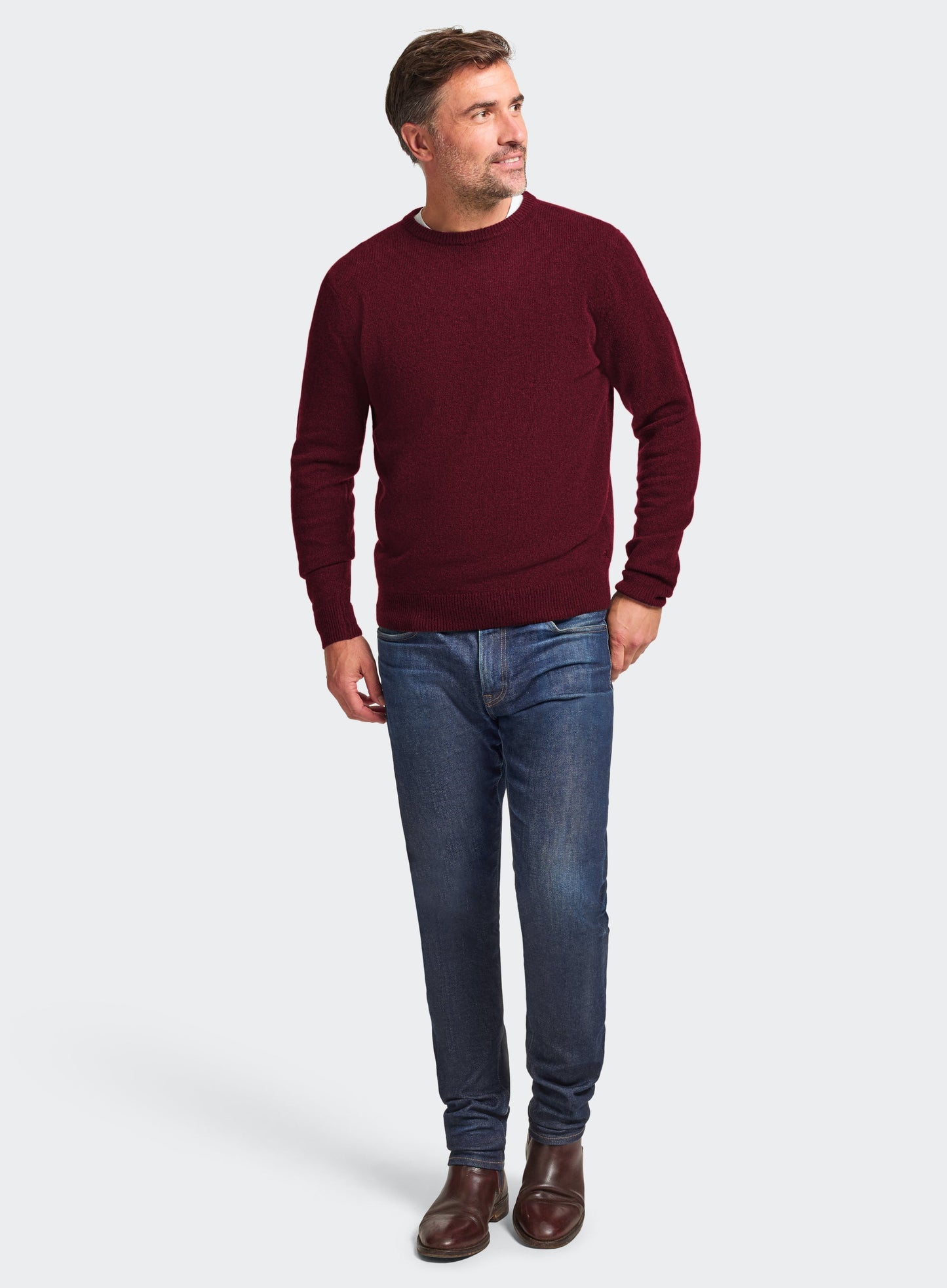 "Cashmere Crew Neck in Bordeaux"