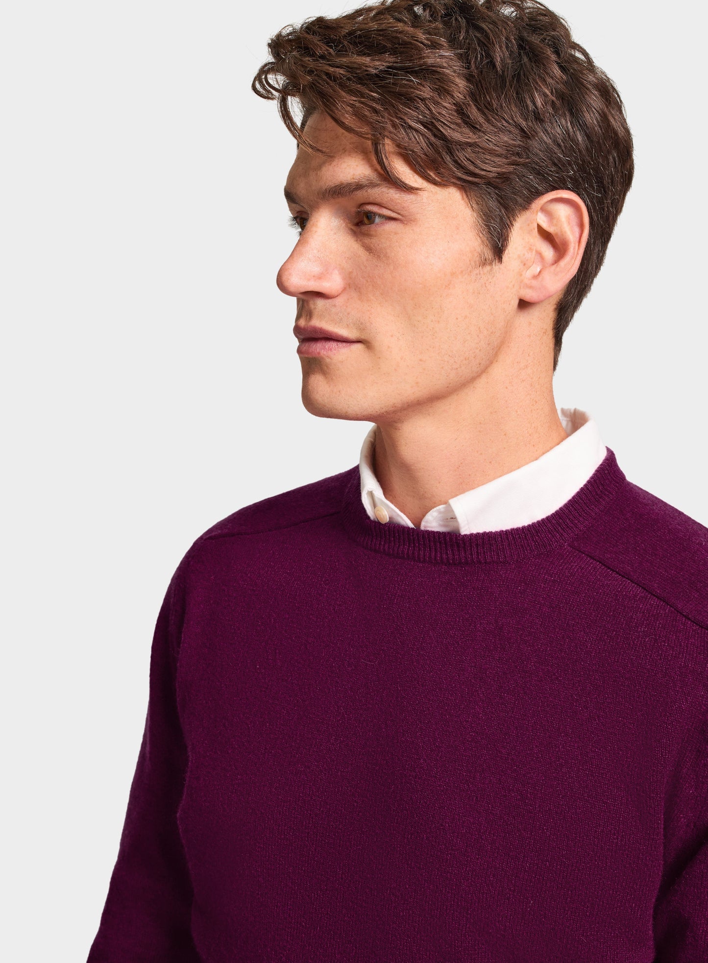 "Cashmere Crew Neck in Raspberry"