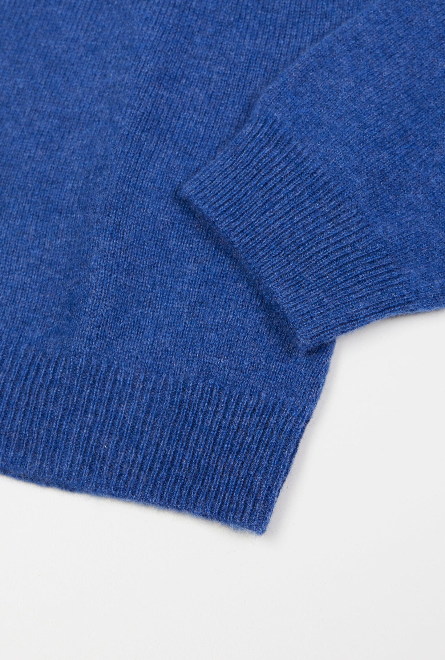Cashmere V Neck in Denim