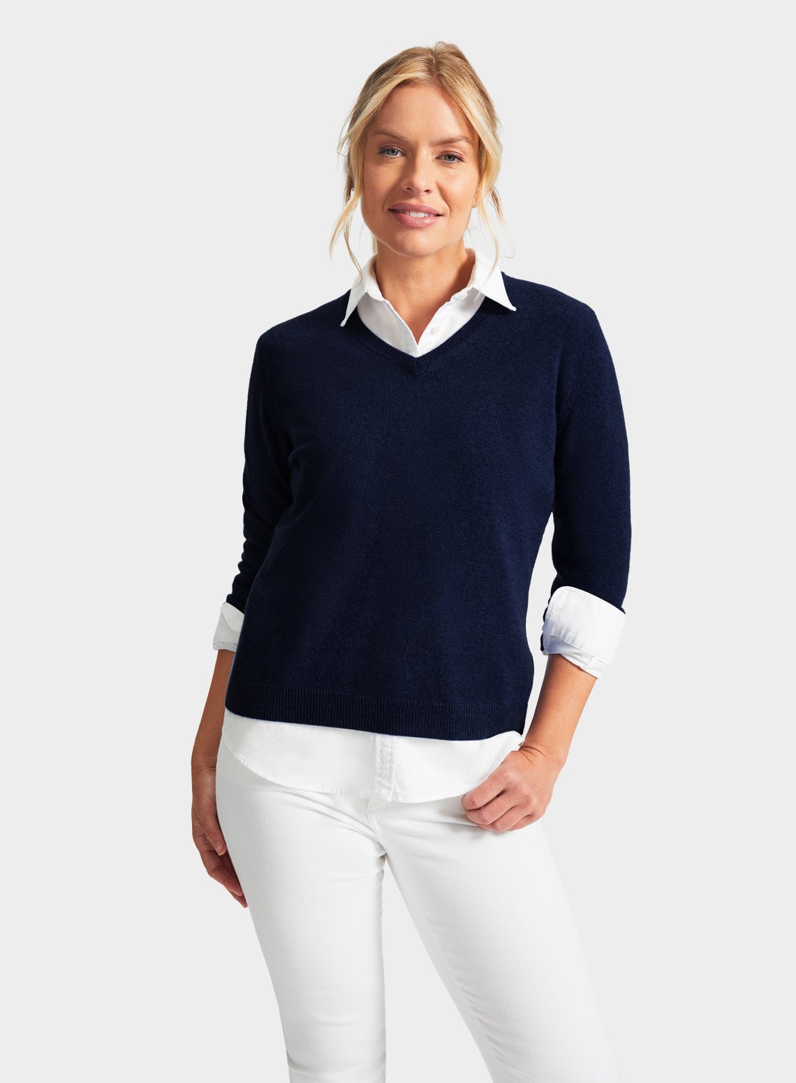 Cashmere V Neck in Navy