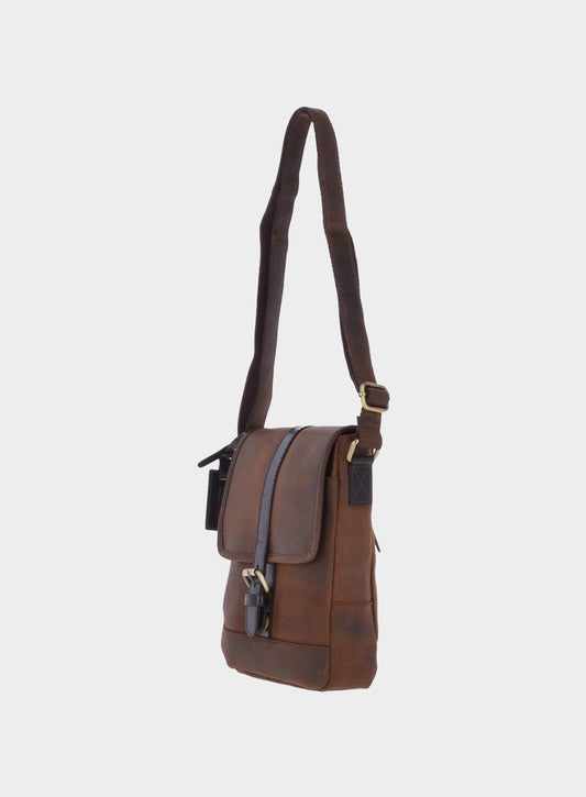 Harris cross body bag in Brown.