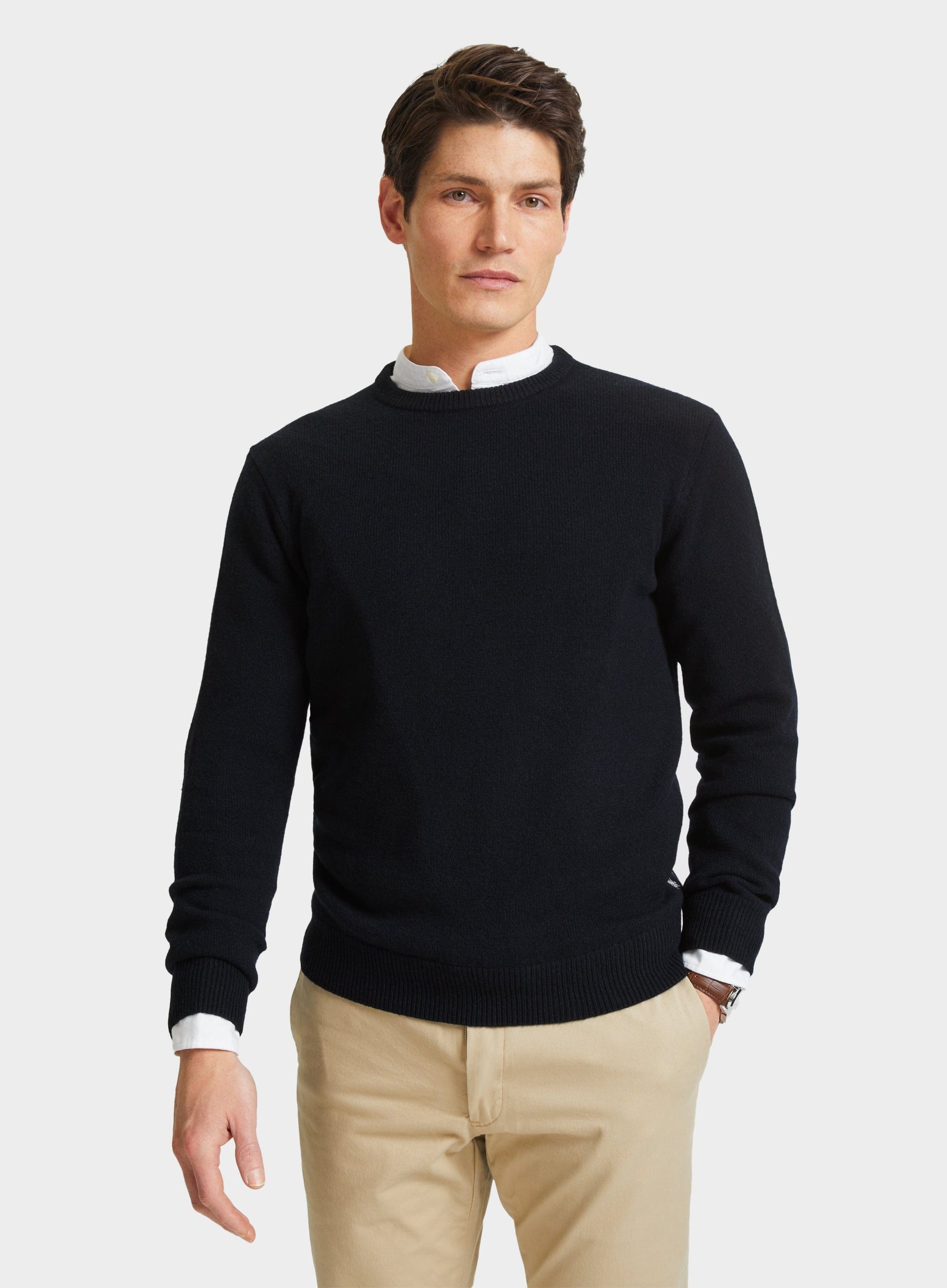 Mens Lambswool Crew Neck Jumper in Navy Oxford Shirt