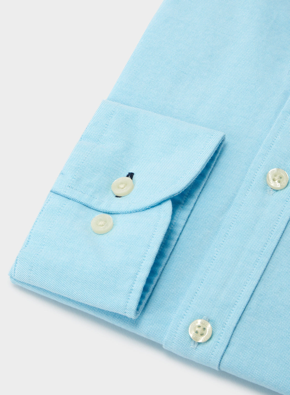 Men’s button-down Oxford shirt in Ocean.