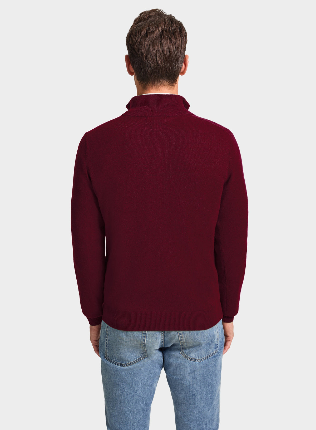 Men’s cashmere quarter zip jumper in Bordeaux.
