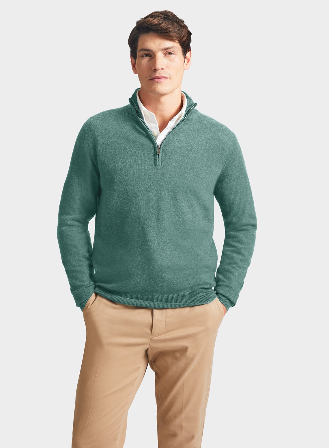Men’s cashmere quarter zip jumper in Green.