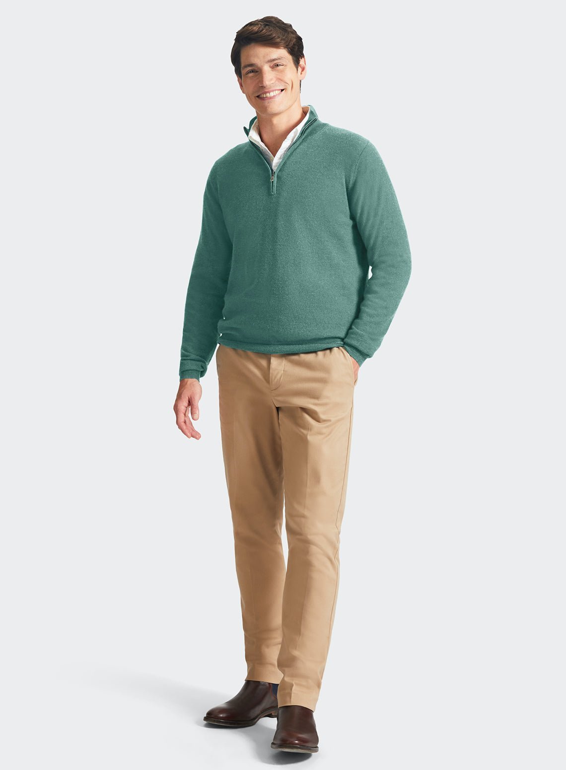Men’s cashmere quarter zip jumper in Green.