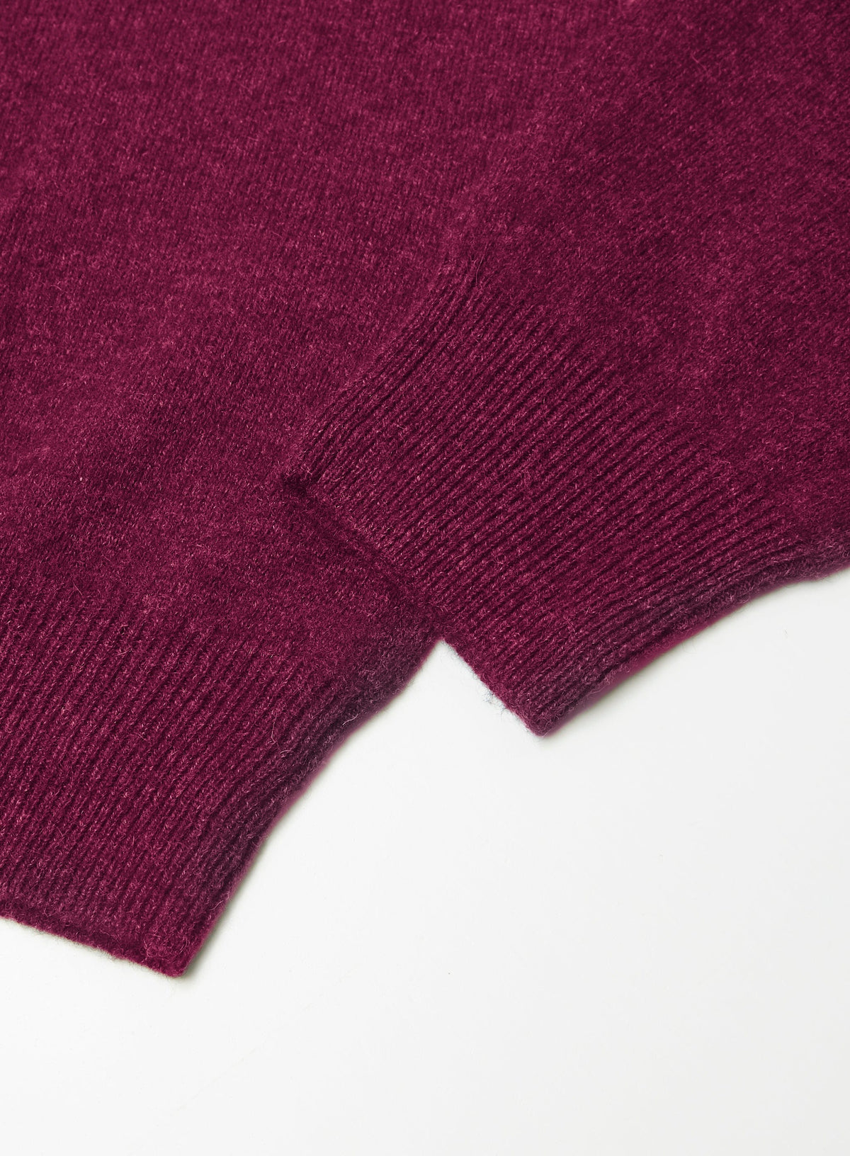 Men’s cashmere quarter zip jumper in Raspberry.