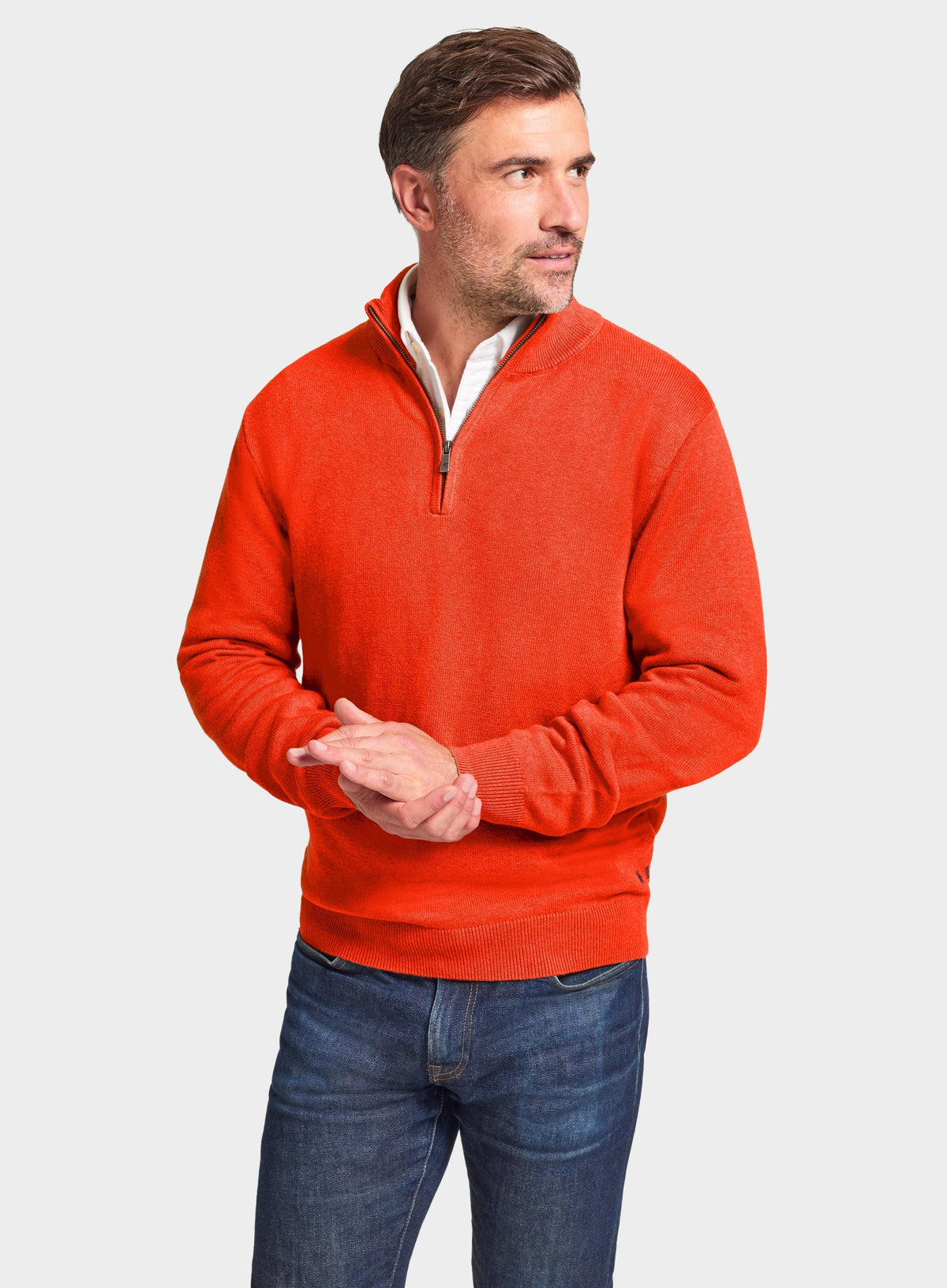 Men’s cashmere quarter zip jumper in Rust.