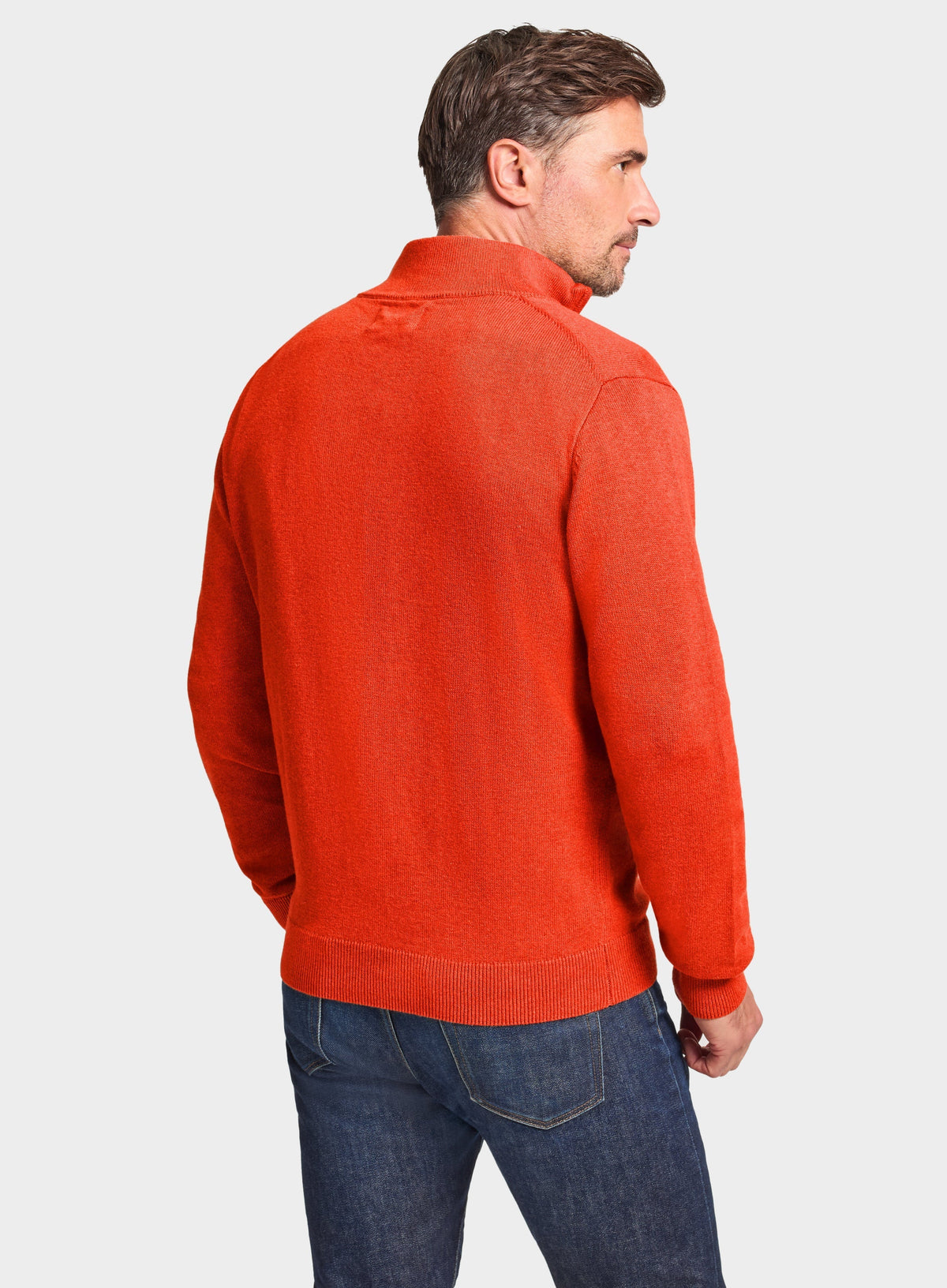 Men’s cashmere quarter zip jumper in Rust.