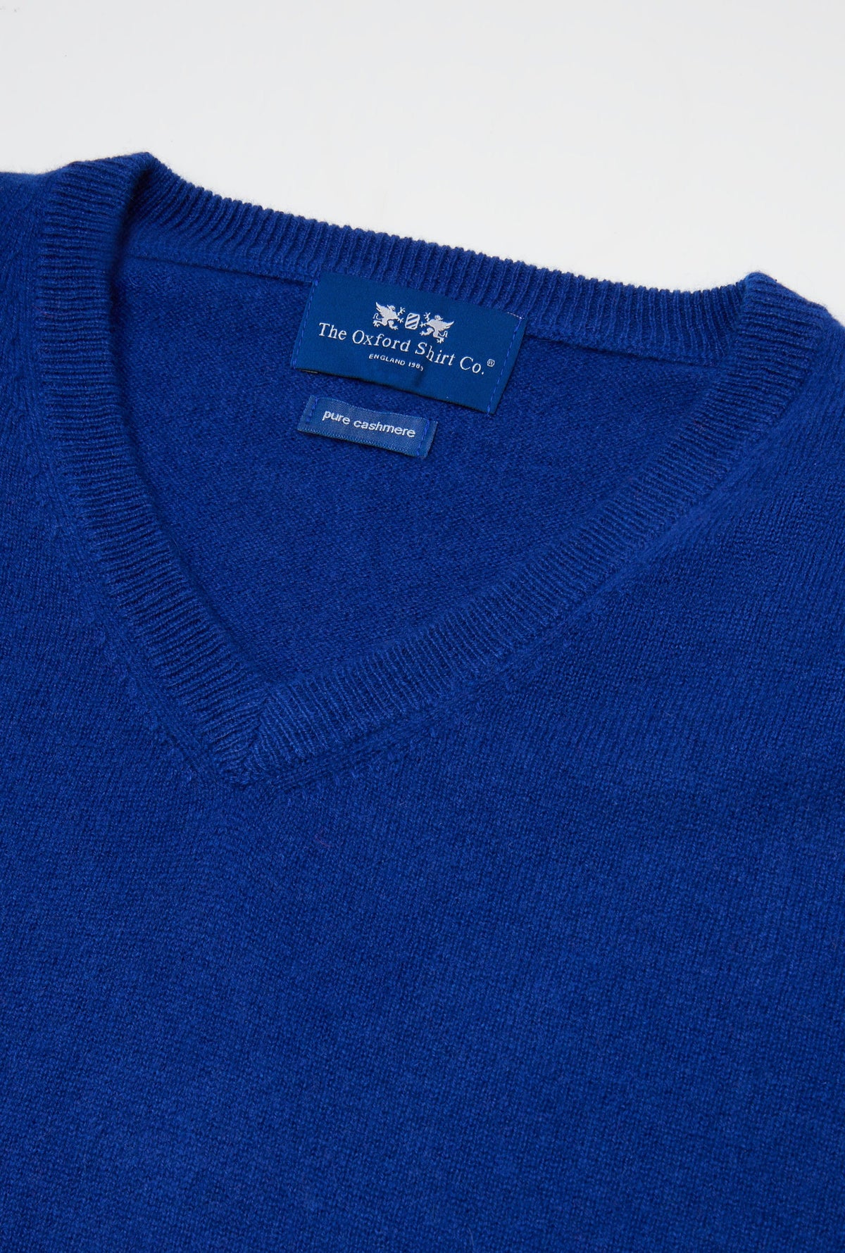 Men’s cashmere sleeveless vest in Bright Blue.
