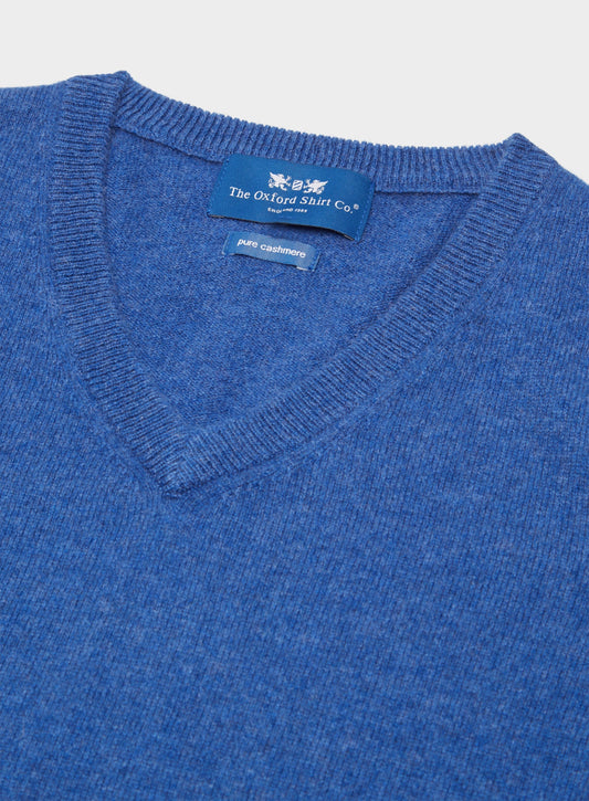 Men’s cashmere sleeveless vest in Denim.