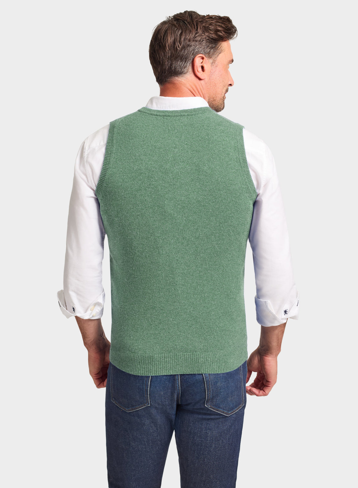Men’s cashmere sleeveless vest in Green.