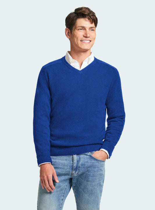 Men’s cashmere v neck jumper in Bright Blue.
