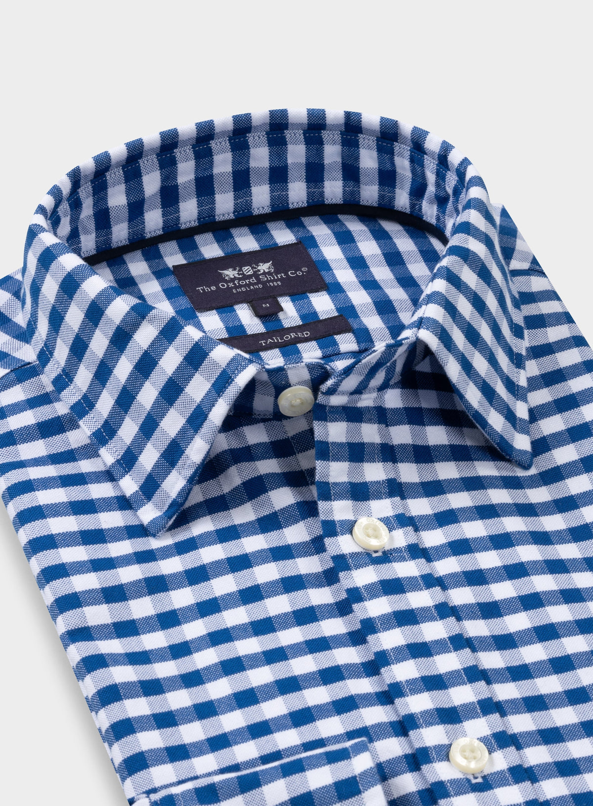 Men’s classic Oxford shirt in Navy Check.