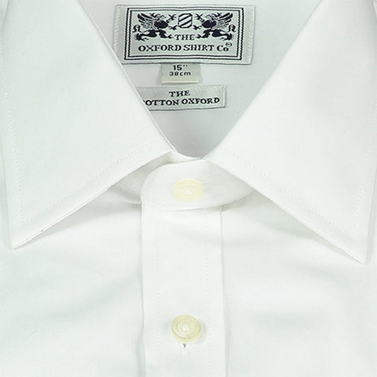 Men’s classic shirt in White.