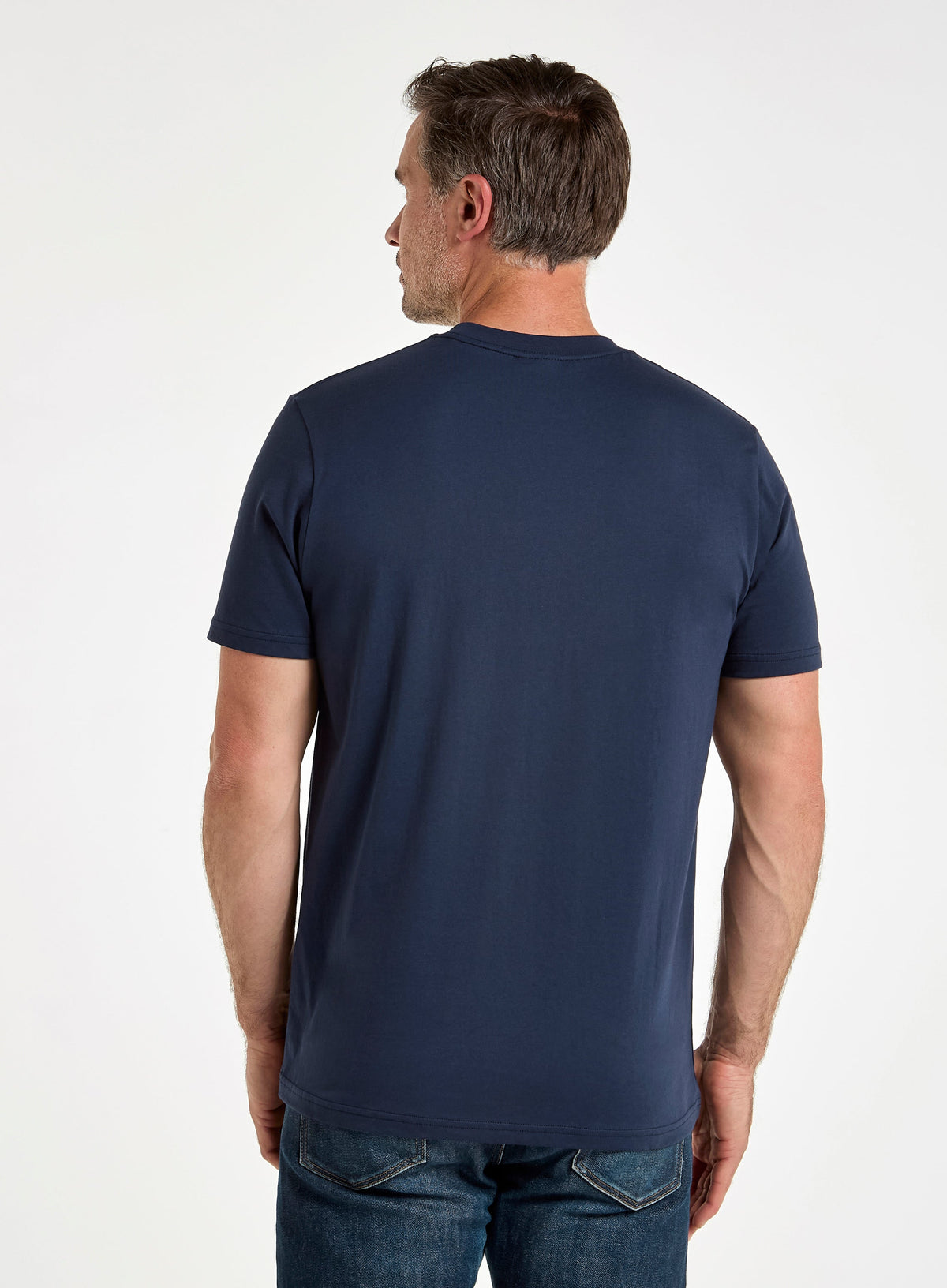 Men’s classic T-shirt in Navy.