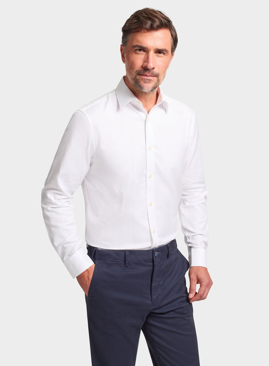 Men’s classic twill shirt in White.