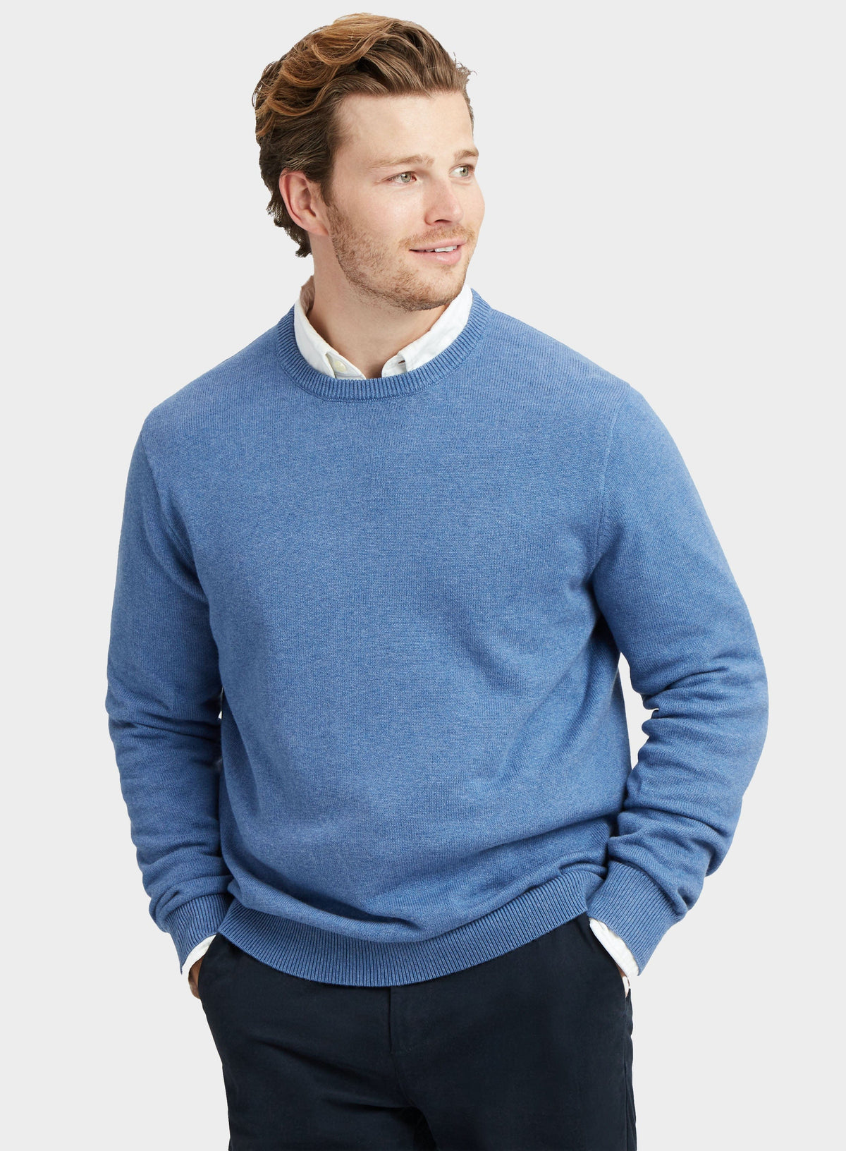 Men’s cotton cashmere crew neck jumper in Harbour Blue.