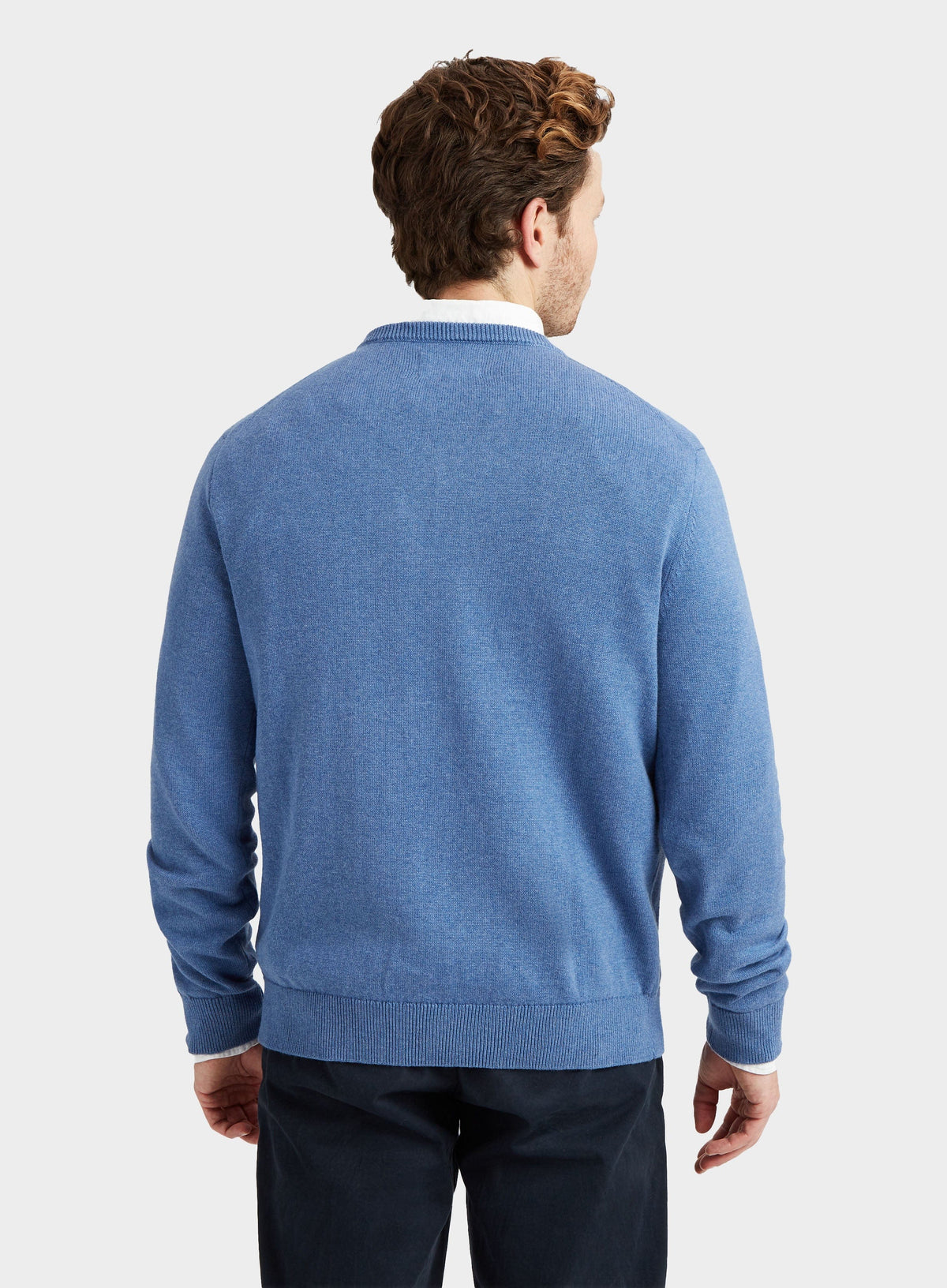 Men’s cotton cashmere crew neck jumper in Harbour Blue.