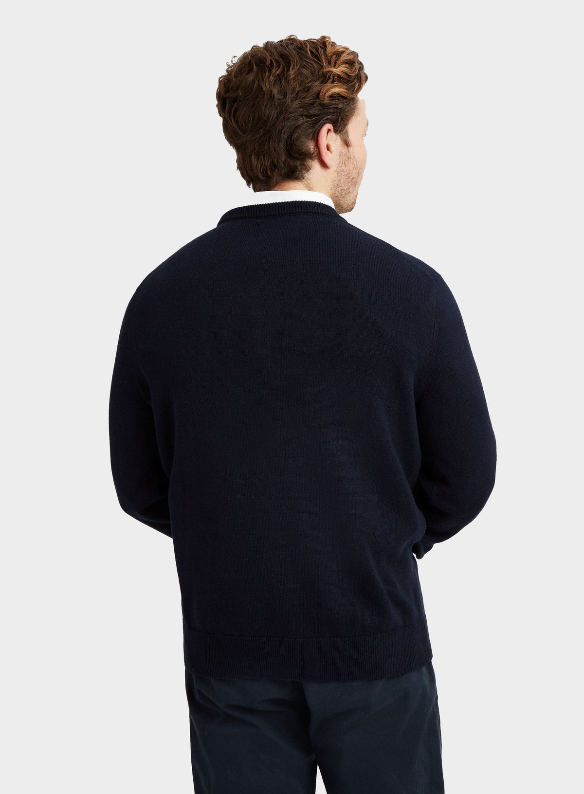 Men’s cotton cashmere crew neck jumper in Navy.