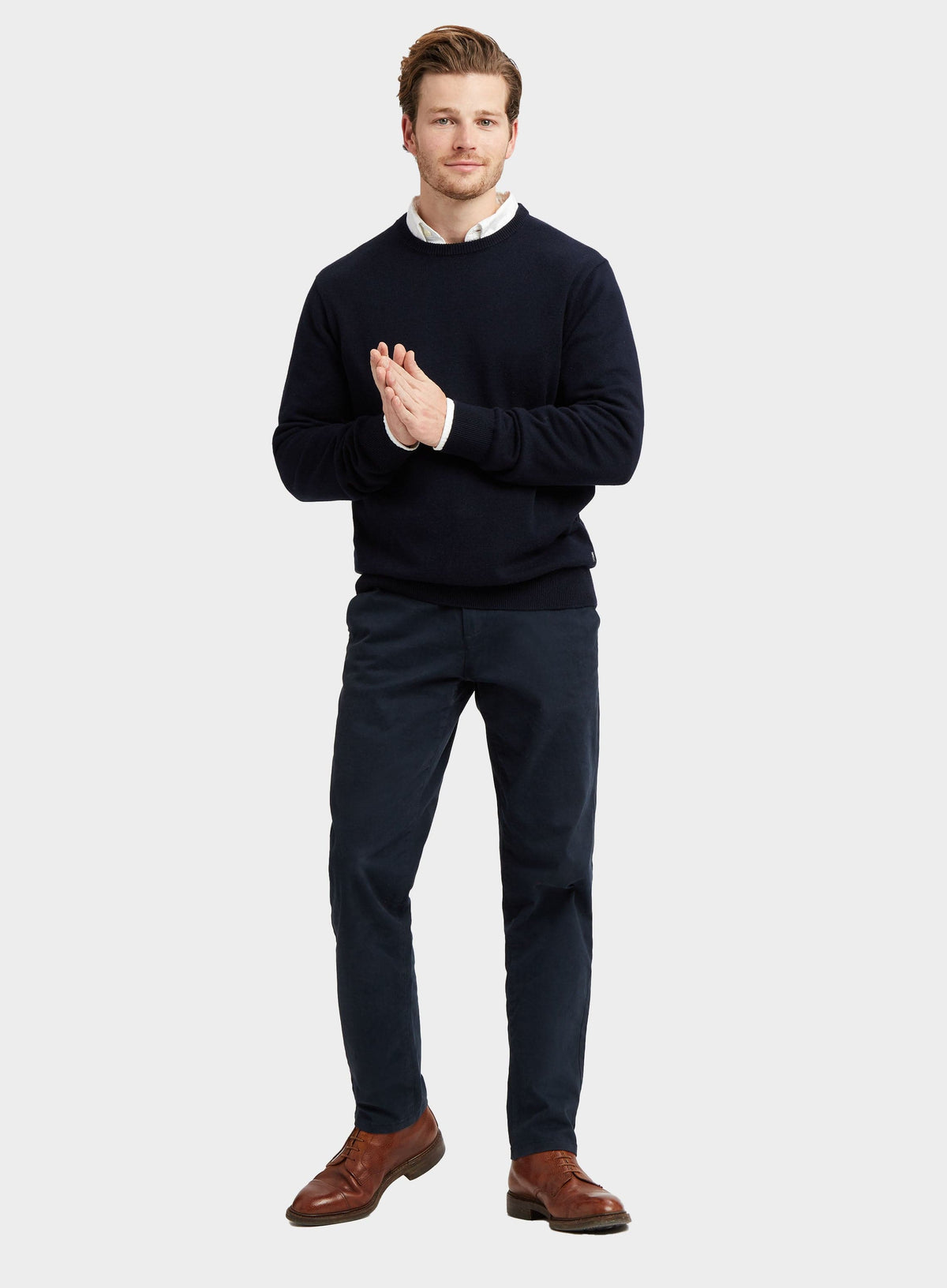 Men’s cotton cashmere crew neck jumper in Navy.