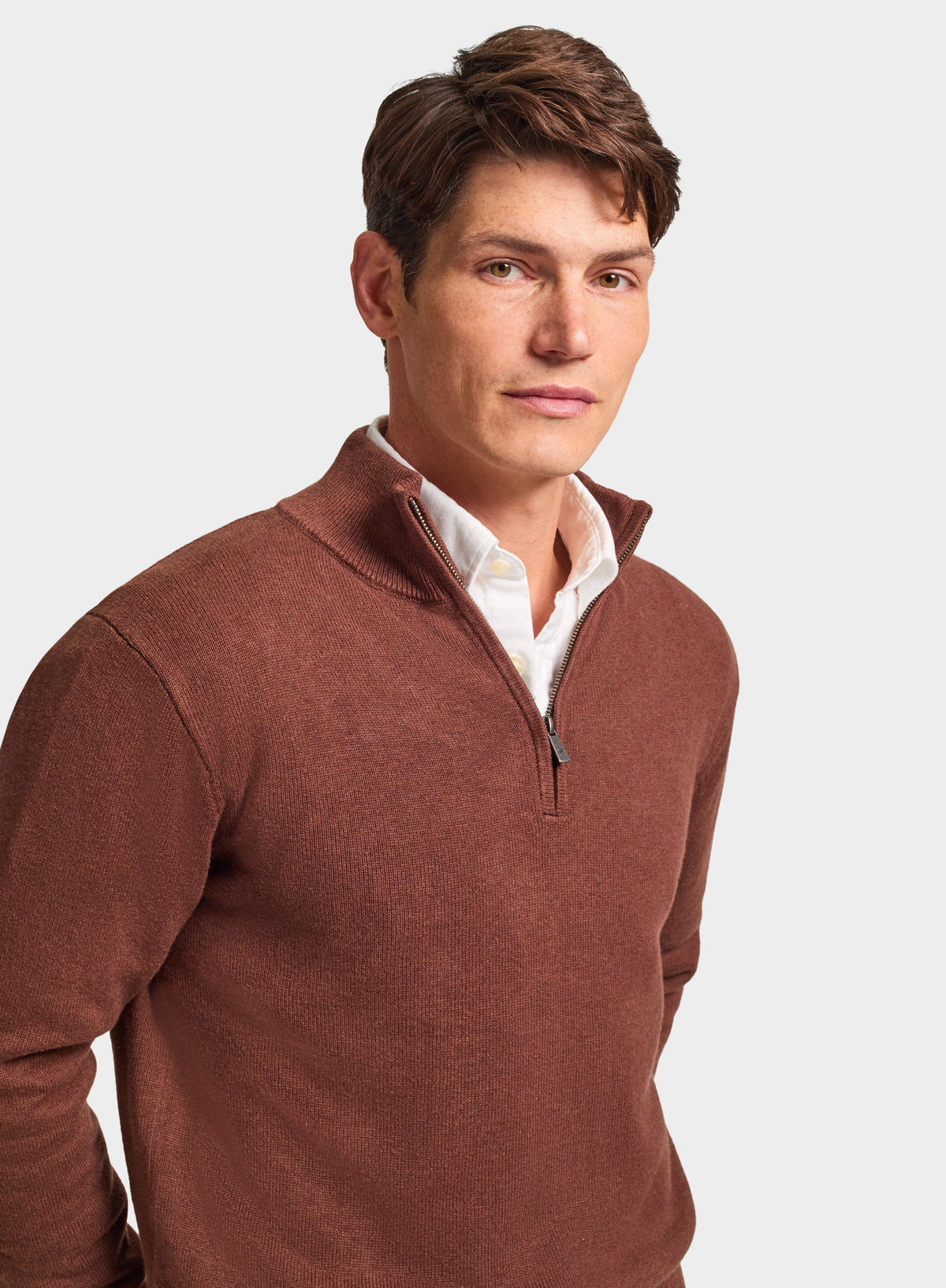 Men’s cotton cashmere quarter zip jumper in Brown.