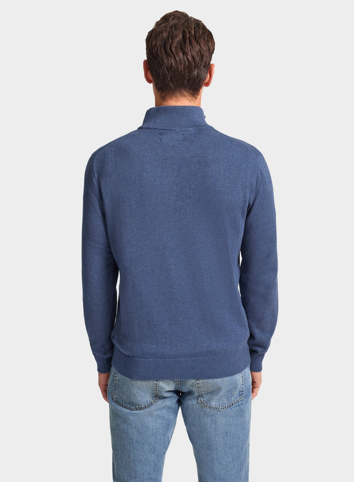 Men’s cotton cashmere quarter zip jumper in Denim.