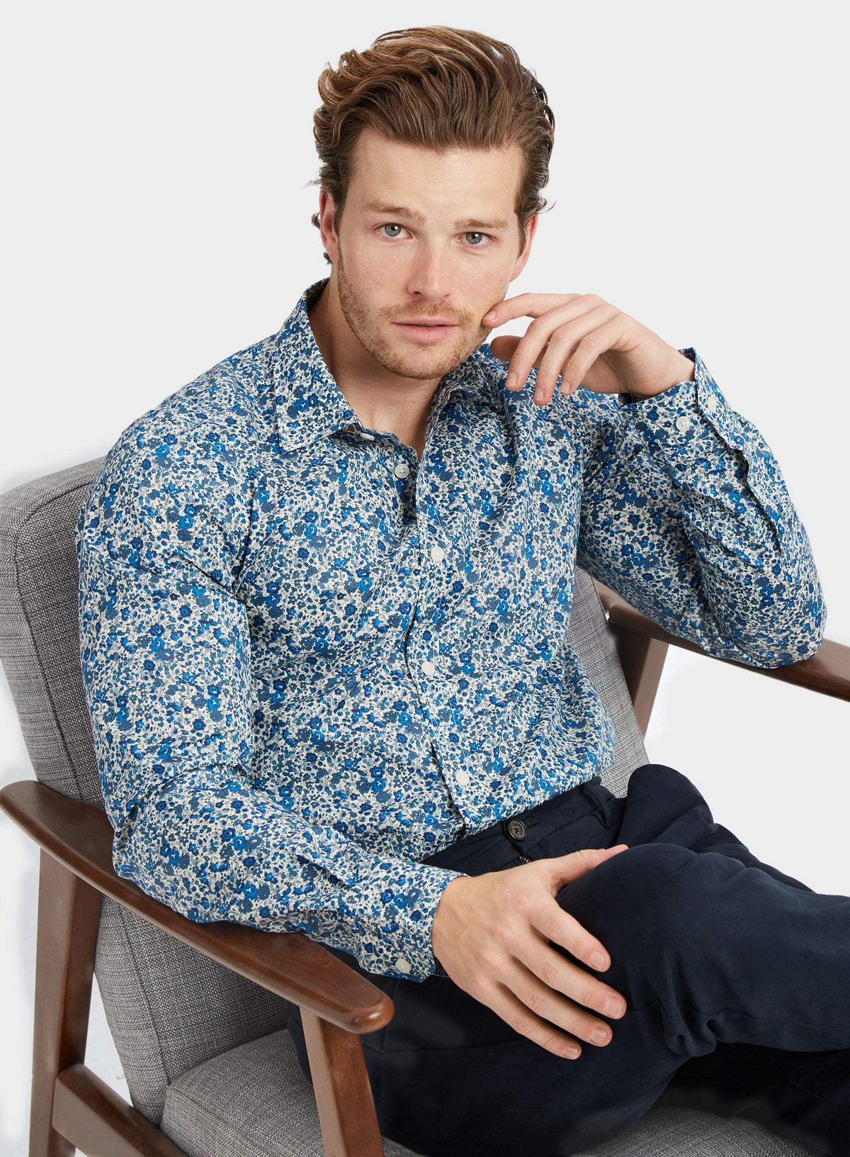 Men’s shirt in Emma & Georgina Liberty fabric.