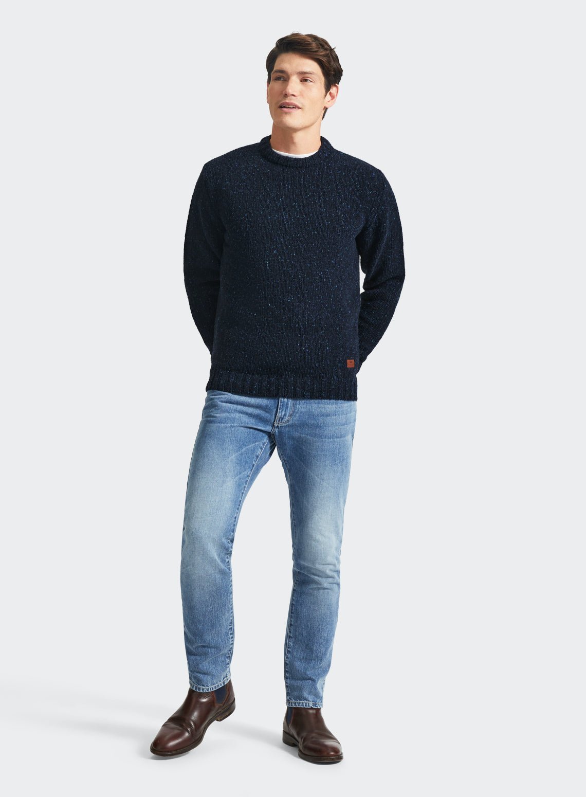 Men’s knitted neppy crew neck jumper in Navy.