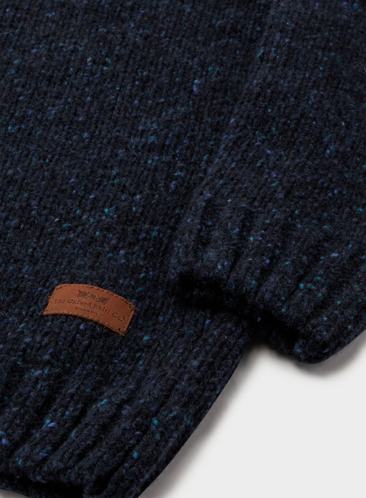 Men’s knitted neppy crew neck jumper in Navy.