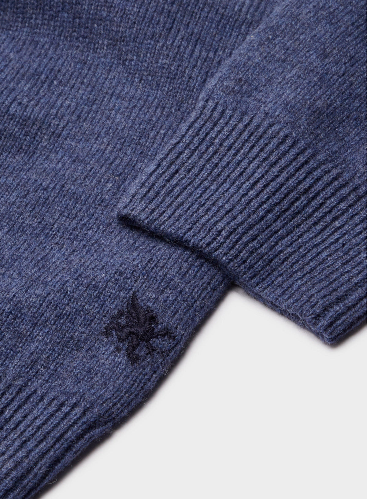 Men’s lambswool crew neck jumper in Denim.