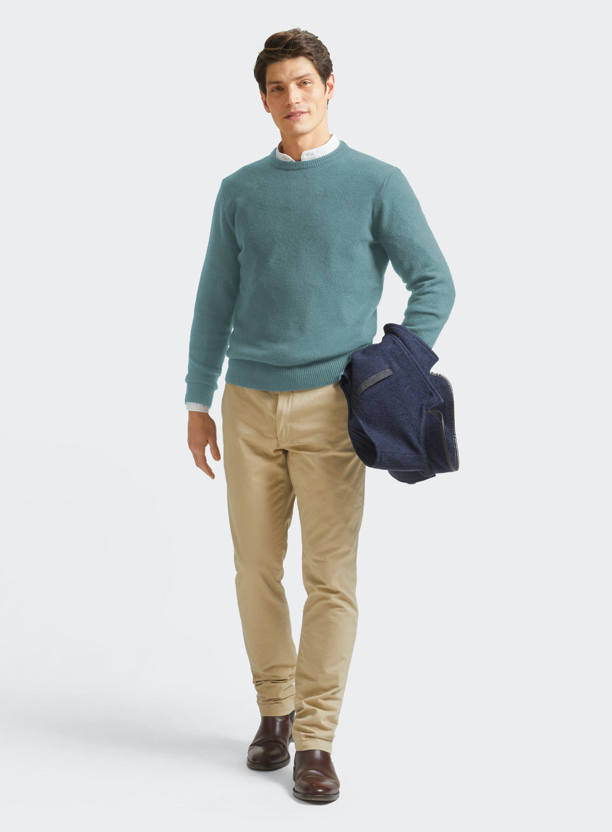 Men’s lambswool crew neck jumper in Green.