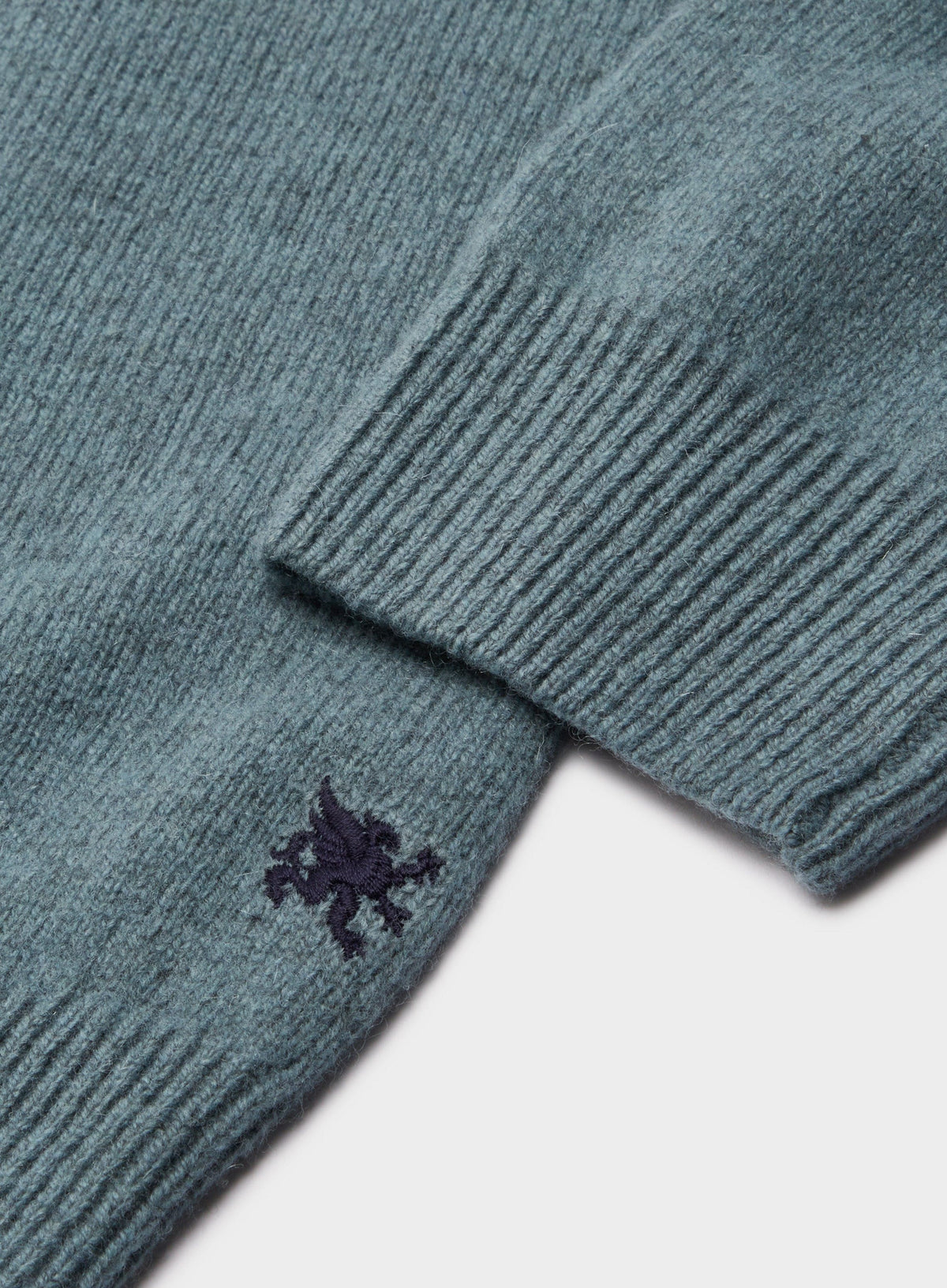 Men’s lambswool crew neck jumper in Green.