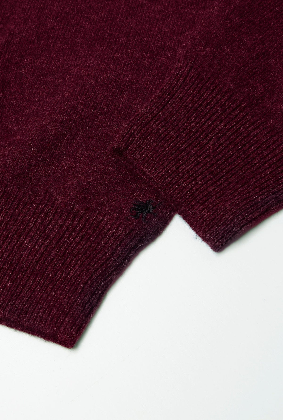Men’s lambswool crew neck jumper in Red.